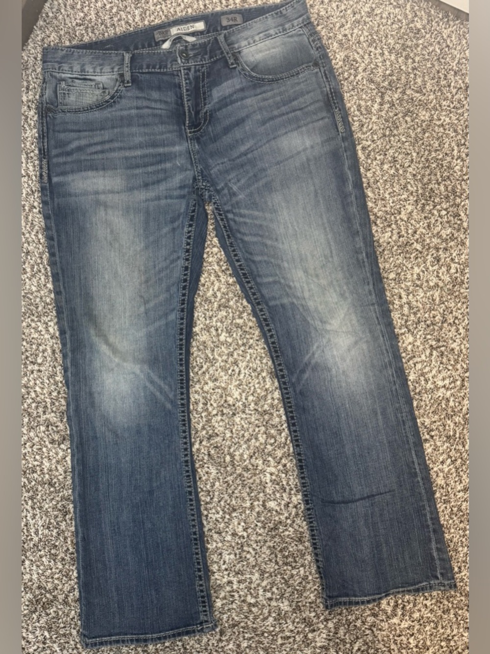 BKE Aiden Bootcut Mens Jeans 34R Medium Wash Buckle Denim Thick Stitch